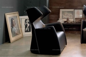 Дизайнерское ушастое кресло Snob, тёмно-коричневая кожа. Gamma International, Италия