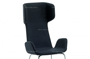 Ушастое кожаное кресло на высоких ножках Light E чёрное. Midj, Италия