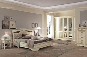 Итальянская кровать с мягким изголовьем без изножья Palazzo Ducale laccato prama