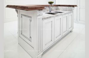 Aster-cucine_-_classic-kitchen-opera-laccato-bianco-con-argento-03.jpg