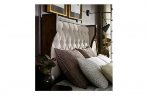 Классическая кровать от  спального гарнитура американского бренда  LEESBURG (hooker)– купить в интернет-магазине ЦЕНТР мебели РИМ