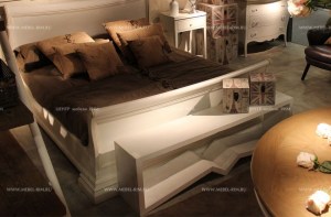 bench_db004496_dialma_brown_foto1