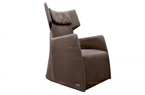 Дизайнерское ушастое кресло Club в винтажной коже. Gamma International, Италия