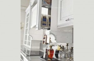 Фабрика Stosa Cucine. Классическая итальянская кухня Дольчевита, композиция 001, вид 4 из 11. Выдвижные пилястры..
