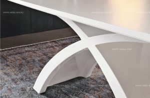 Дизайнерский прямоугольный стол Tokyo с фиксированной деревянной столешницей. Tonin Casa, Италия